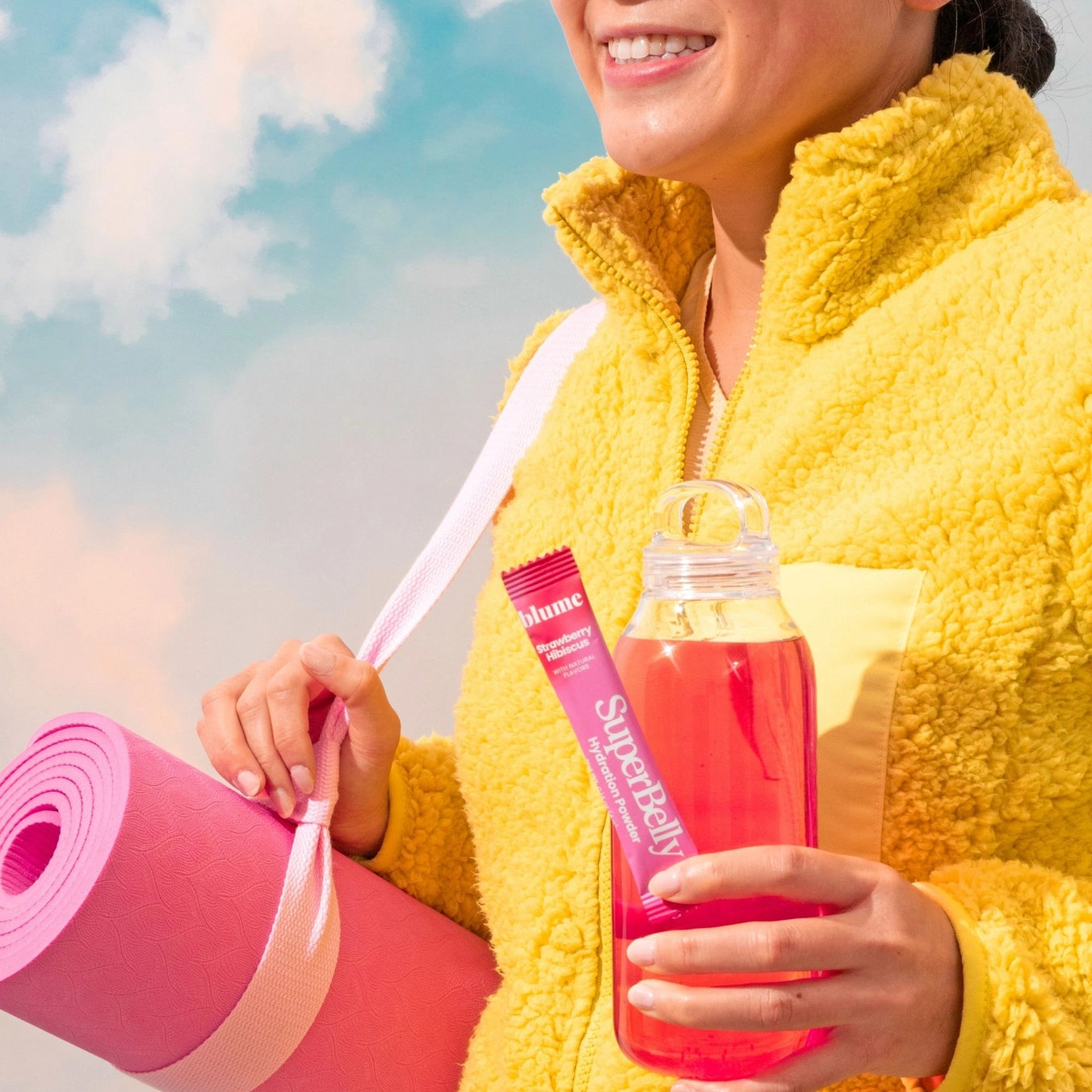 Gut health is key to overall wellness, and SuperBelly makes it easy and delicious. Packed with prebiotics, probiotics, and apple cider vinegar, this tart and fruity water elixir supports a healthy gut flora. Just mix with cold water, shake, and enjoy anywhere! 🌿 It features organic ingredients like real lemon, hibiscus, acerola, and strawberry for a vibrant pink lemonade taste with a tropical twist. Founder Karen's favoruite blend, it's refreshing and super nourishing 🍓
Ingredients: Organic apple cider v