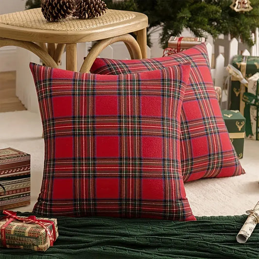 Vintage Christmas Tartan Plaid Throw Pillow (1pc)