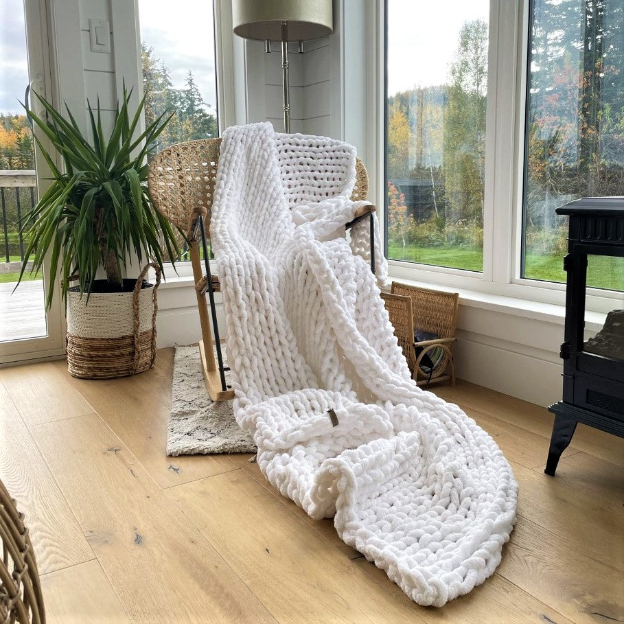 White Chunky Blanket